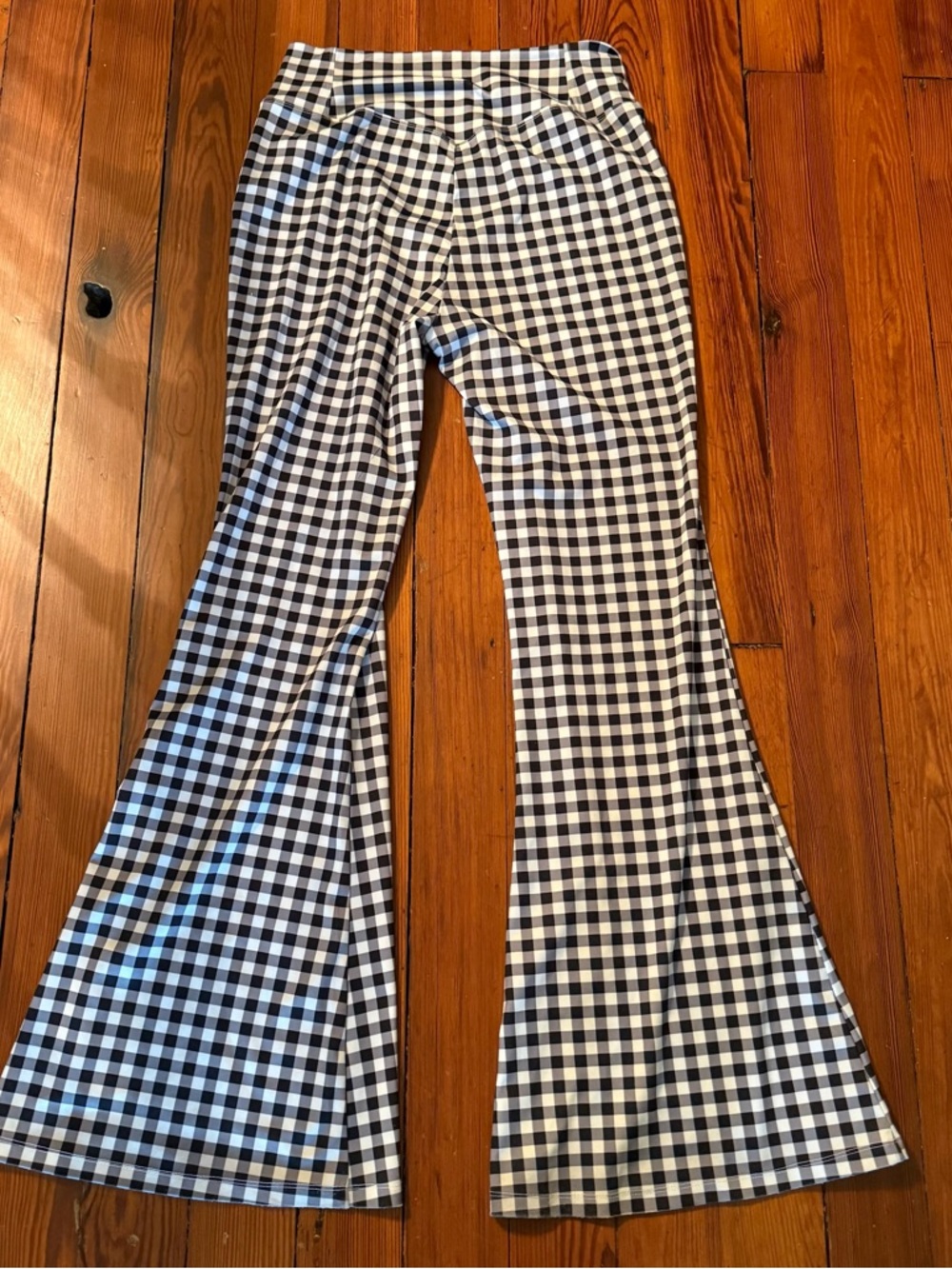 HALARA Gingham Crossover Waist Wide Leg Leggings - Picture 2 of 5